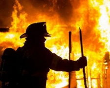 В Мариуполе погиб мужчина при пожаре в частном доме