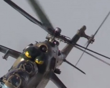 В Приазовье по тревоге десантников вертолетами перебросили на фланг обороны (ВИДЕО)