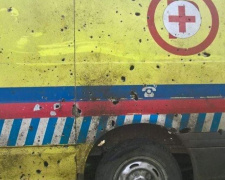 В Донбассе из минометов обстреляли машину медиков (ФОТО)