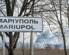 Росіяни будують кілометри укріплень на шляху ЗСУ до Маріуполя  - карта
