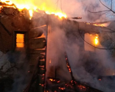 В Мариуполе при пожаре погиб мужчина и пострадала пенсионерка (ФОТО)