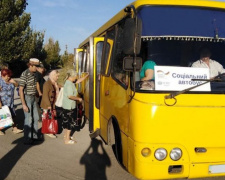Для жителей прифронтового Бердянского запустили бесплатный автобус на Мариуполь