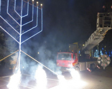 Праздник Хануки. Евреи Мариуполя зажгли семь светильников городской миноры (ФОТО+ВИДЕО)