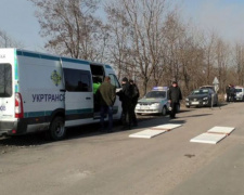 На дорогах Донецкой области усилили контроль за передвижением грузовиков (ФОТО+ВИДЕО)