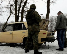 В Донецкой области в автомобиле с детьми перевозили гранаты (ФОТО)