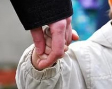 В Мариуполе 10-летнего ребенка втайне от матери вывезли в Донецк
