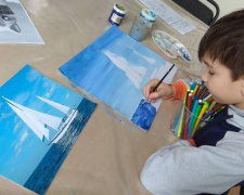 Арт-центр в Мариуполе два года помогает детям развивать творческие способности (ФОТО)