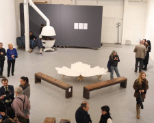 Нічний Маріуполь, дрон та "Джавелін": у Києві відкрилася виставка робіт словацьких митців