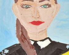 На Донетчине дети полицейских нарисовали своих мам-героинь (ФОТО)