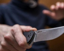 В Мариуполе мужчину ранили ножом