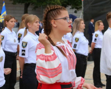 Мариупольцы «продекламировали» стихотворение на языке жестов перед Порошенко (ФОТО)