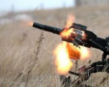 По окраинам мирных сел Донбасса бьют гранатометами
