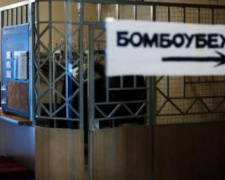 В Донбассе из запрещенной артиллерии обстреляли школу: дети прятались в бомбоубежище (ВИДЕО)