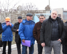 Жебривский: В Мариуполе канализация перестанет заливать улицы из прорванных коллекторов (ФОТО)