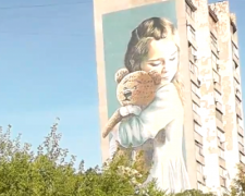 Мурализация Мариуполя: как стены города стали картинами (ФОТО+ВИДЕО)