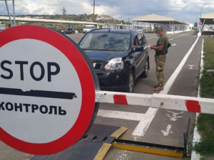 Компенсацию до 10 тысяч гривен получили украинцы, права которых нарушили при пересечении КПВВ Донбасса