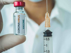 Сколько людей в мире нужно вакцинировать для победы над COVID-19 и что известно о первой успешной вакцине?