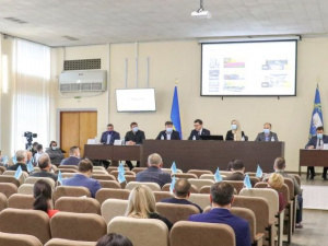 В Мариуполе стартовала XIII сессия городского совета (ОНЛАЙН)