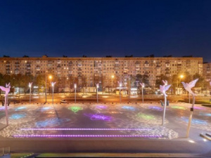 Мариупольская площадь Свободы на 10 дней изменит цвета подсветки