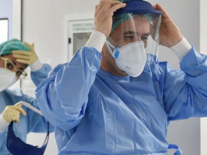 За сутки на Донетчине – около 600 новых больных и девять смертей от коронавируса