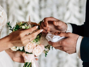 В Мариуполе пары могут успеть пожениться в «красивую» дату