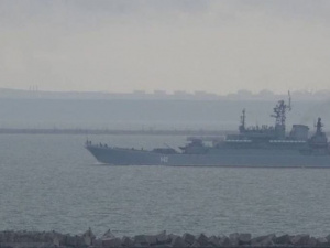 В Азовское море вошли венные корабли РФ. Закроют ли часть акватории и воздушное пространство?