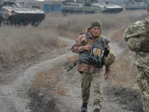 Боевики открыли огонь вблизи Мариуполя. Ранен украинский воин