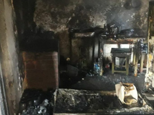В Мариуполе на пожаре погибли люди (ДОПОЛНЕНО)