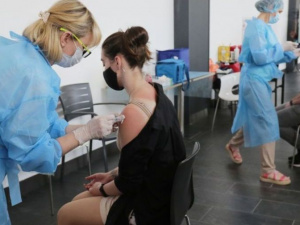 В Мариуполе открывают еще один пункт вакцинации