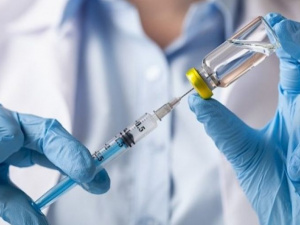 В Украине идет подготовка в первому этапу вакцинации от COVID-19. Когда начнут прививать?
