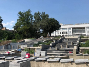 Благоустройство парка имени Гурова в Мариуполе близится к завершению. Что уже сделано