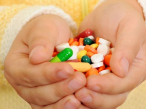 Ребенок наглотался таблеток в Мариуполе