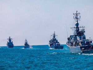 Россия ограничила судоходство в Черном и Азовском морях. МИД Украины протестует