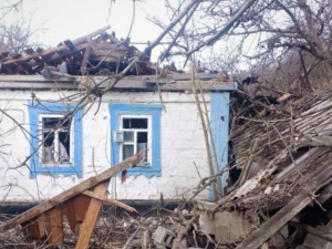 Боевики открыли огонь по селам в Мариупольском районе, в Донбассе – почти сотня обстрелов за сутки