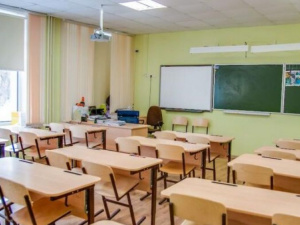 Три мариупольских педагога выиграли для своих школ крупные денежные суммы