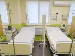 В Мариуполе ежедневно госпитализируют до 90 человек с COVID-19: кислорода пока хватает всем