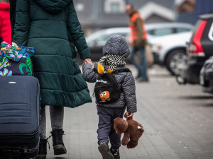 З Донеччини примусово вивезли більше тисячі дітей – де триває евакуація