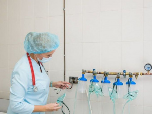 Коронавирус не отступает: ММК имени Ильича по-прежнему обеспечивает больницы кислородом