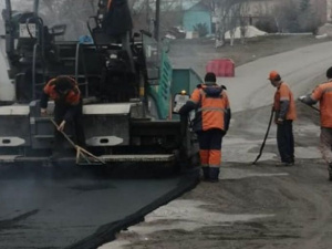«Город без окраин»: «Мариупольавтодор» приступил к ремонту дорог в отдаленных поселках