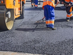 Какие дороги отремонтируют до конца 2022 года во всех районах Мариуполя
