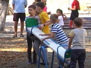 В Левобережном районе Мариуполя появилась площадка для детских развлечений