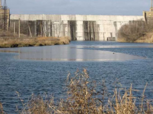 Из Старокрымского водохранилища увеличили забор воды для Мариуполя. Что обнаружили в воде из Северского Донца?