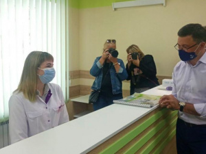 Город без окраин: в Мариуполе открыли современную амбулаторию, которая ждала ремонт 50 лет