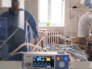 Более тысячи новых случаев коронавируса обнаружили в Украине за сутки