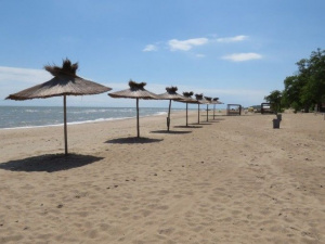 В Мариуполе женщина на пляже потеряла сознание