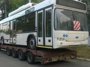 В Мариуполь доставили троллейбус, купленный за деньги ЕС