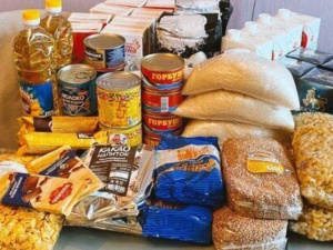 Украинцам из зоны боевых действий будут бесплатно выдавать продукты