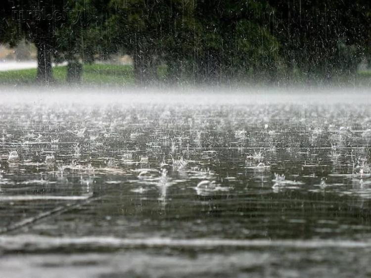 Из-за обильных дождей Мариуполь по количеству осадков приблизился к опасной отметке