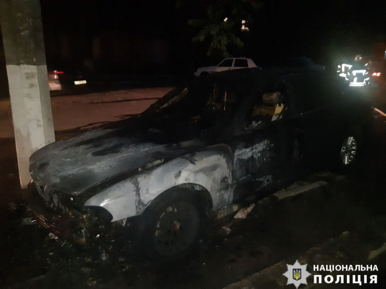 В Мариуполе за месяц горело три автомобиля: полицейские назвали причину