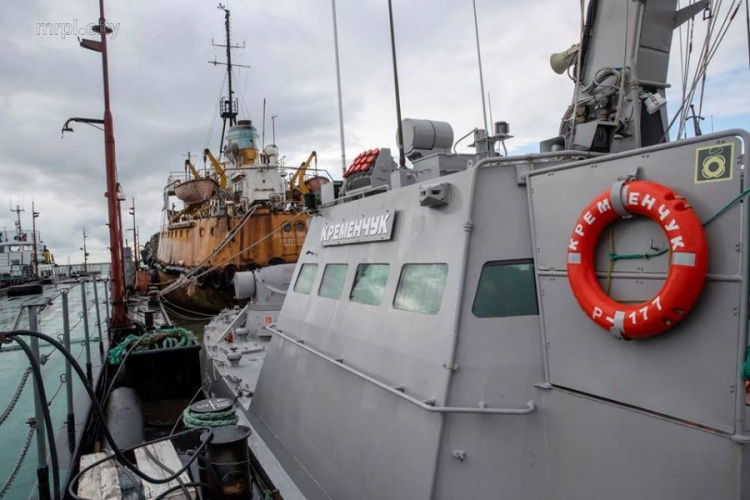 Послу США показали мариупольские военные корабли (ФОТО)
